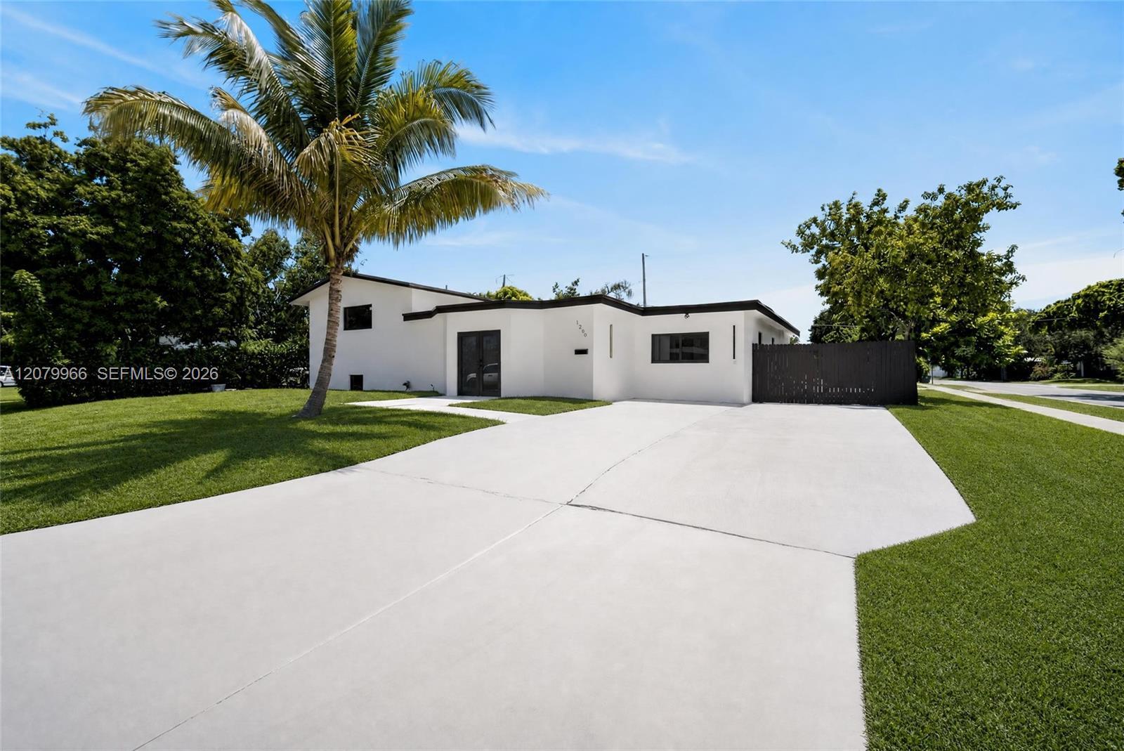 1200 NE 204th Ter, Miami FL 33179