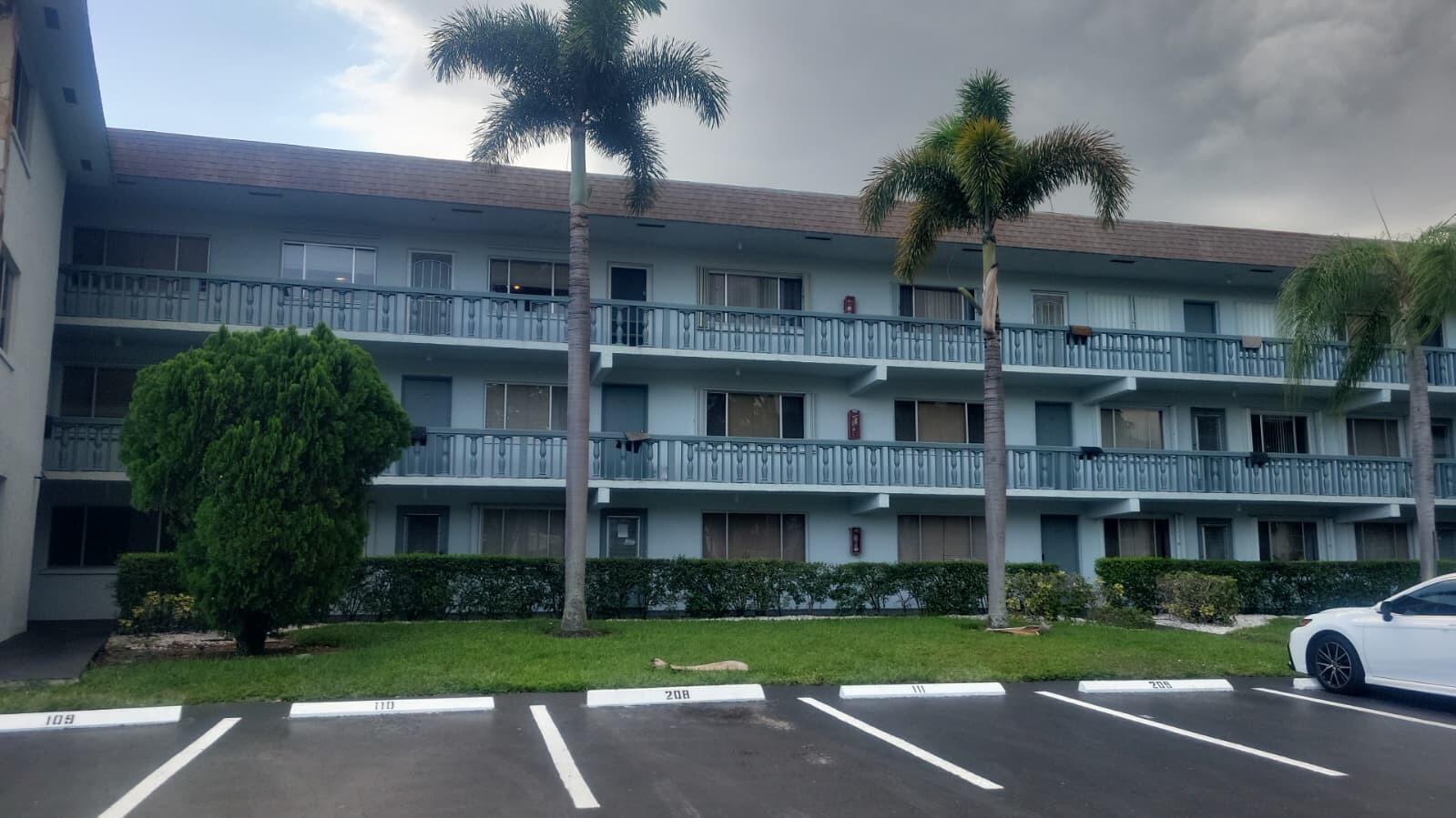 2100 Springdale Boulevard # 310, Palm Springs FL 33461 photo 4