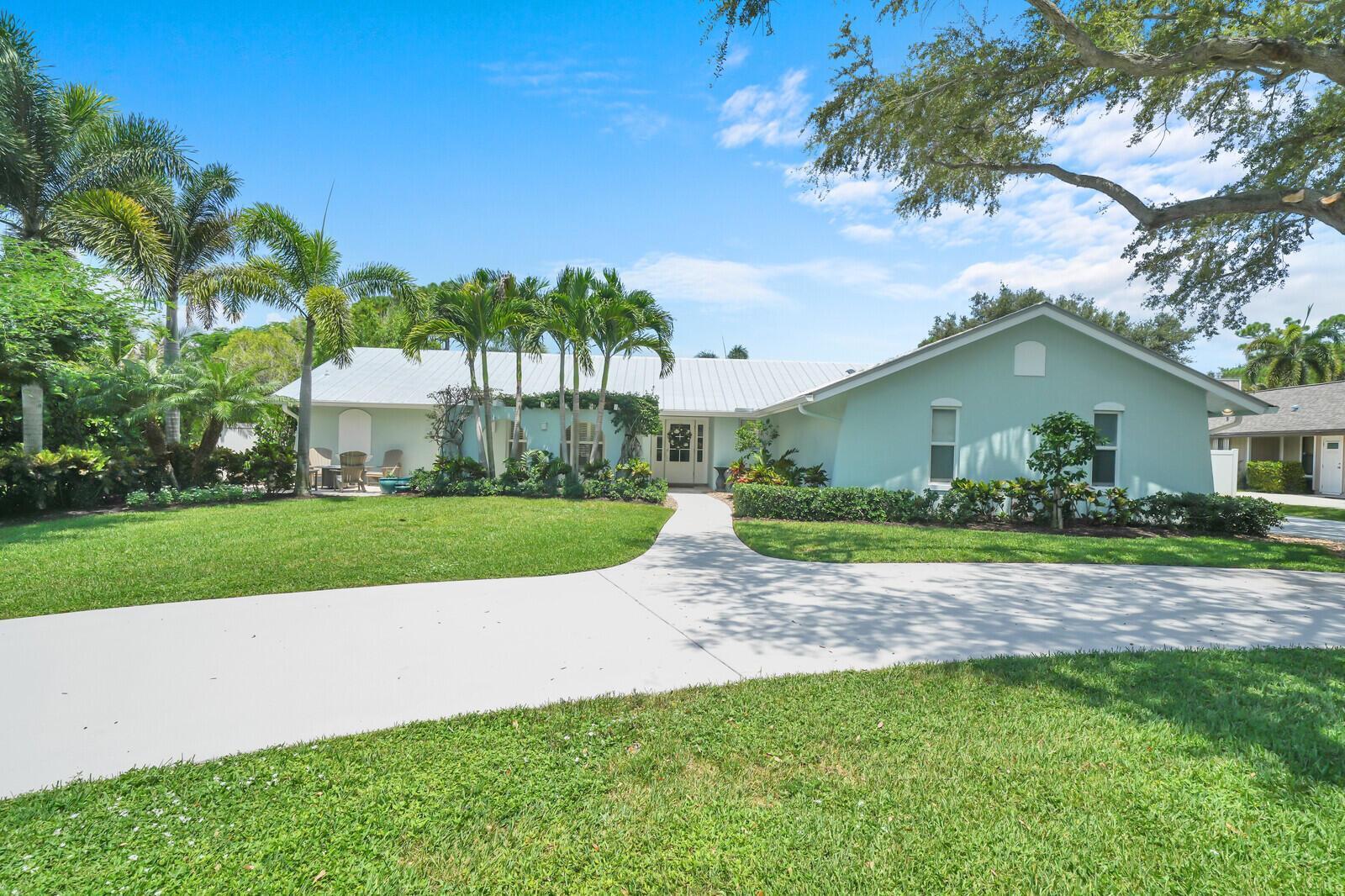 6176 EAGLES NEST Drive, Jupiter FL 33458 photo 2