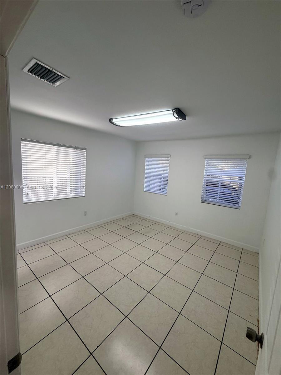1436 SW 5th St # 0, Miami FL 33135 photo 4
