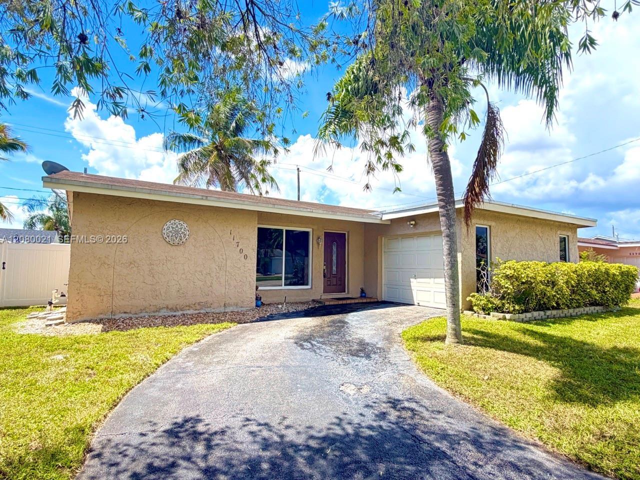 11700 NW 33rd St, Sunrise FL 33323