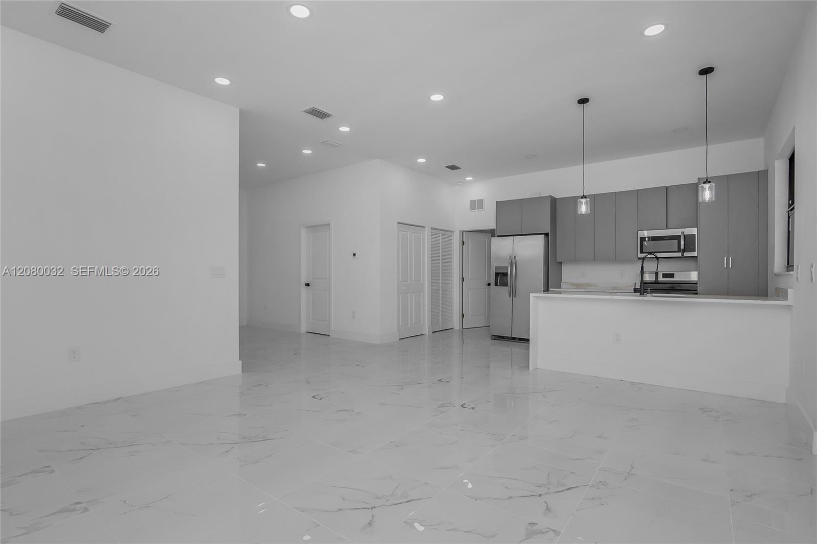 1208 NE 19TH ST, Cape Coral FL 33909 photo 4