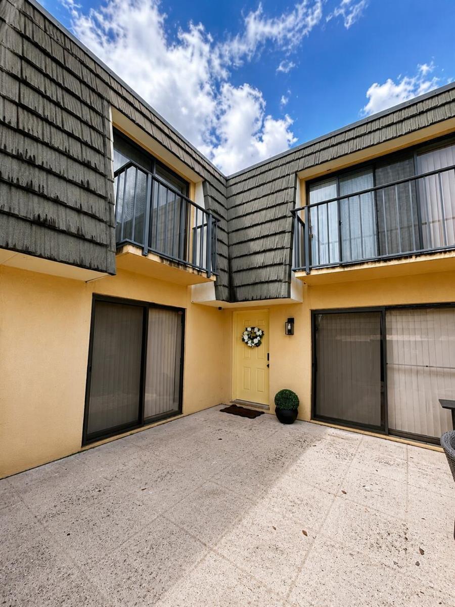 4207 42ND Way, West Palm Beach FL 33407 photo 3