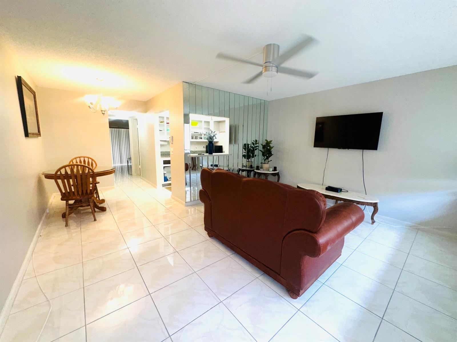 271 FARNHAM L, Deerfield Beach FL 33442 photo 4