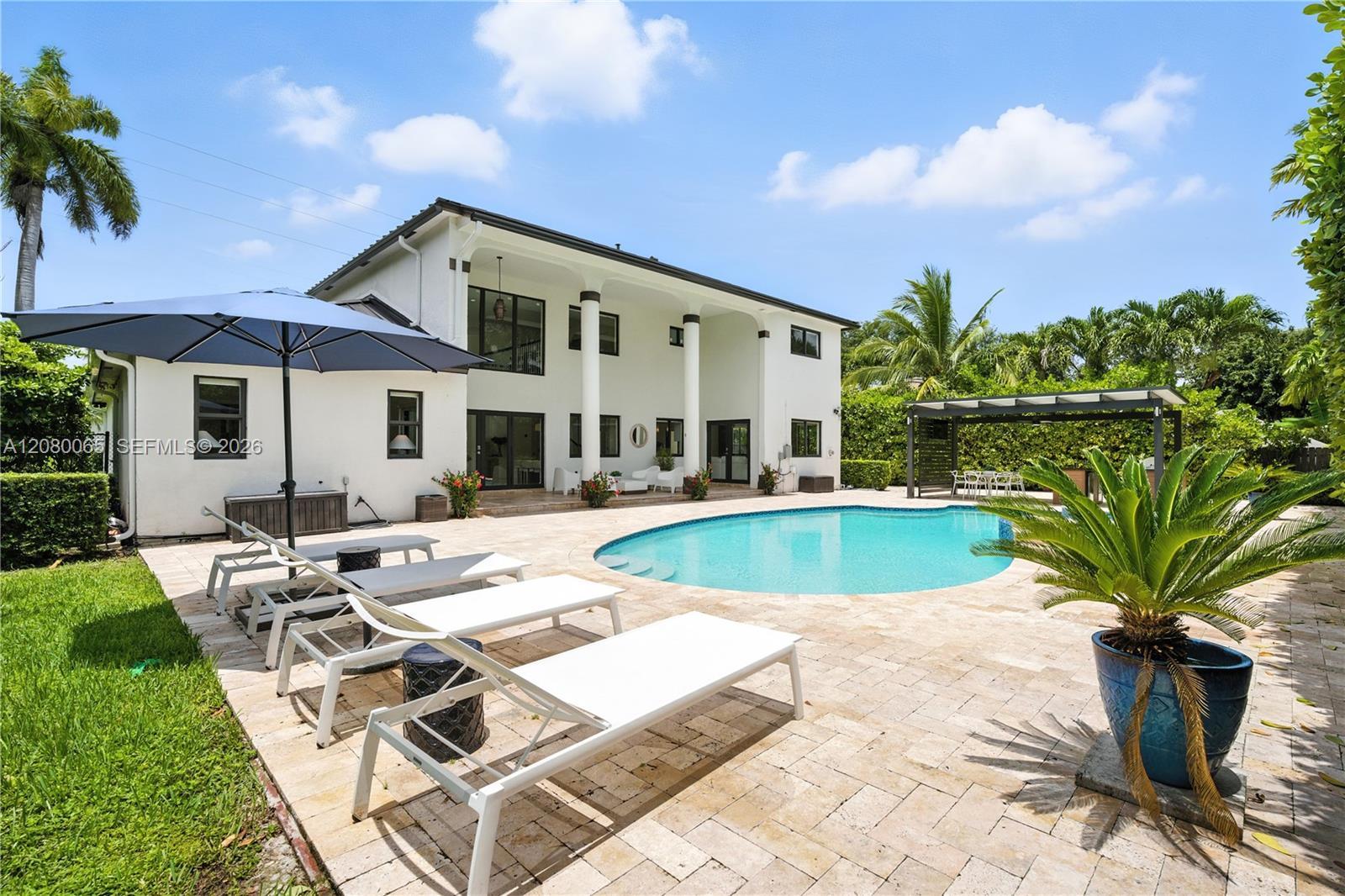 17815 SW 83rd Ct, Palmetto Bay FL 33157 photo 2