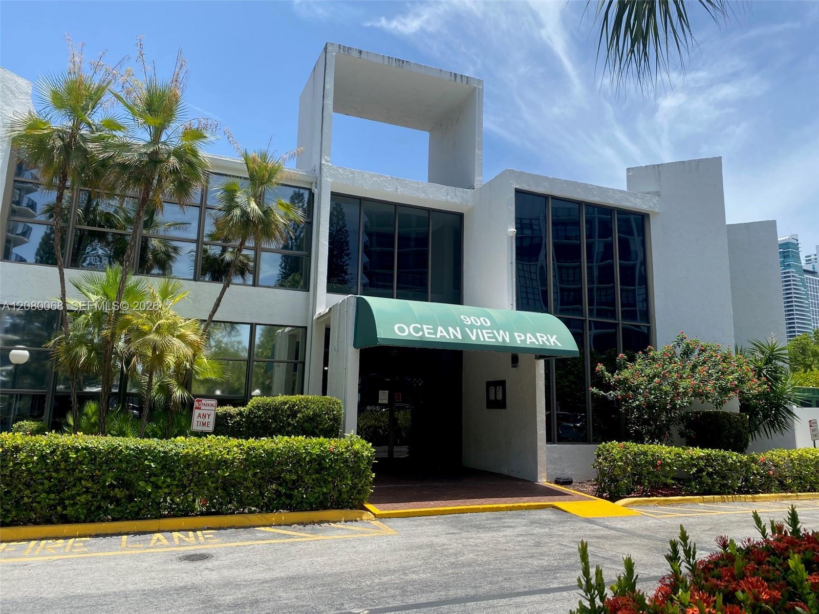1000 Parkview Dr # 427, Hallandale Beach FL 33009 photo 5