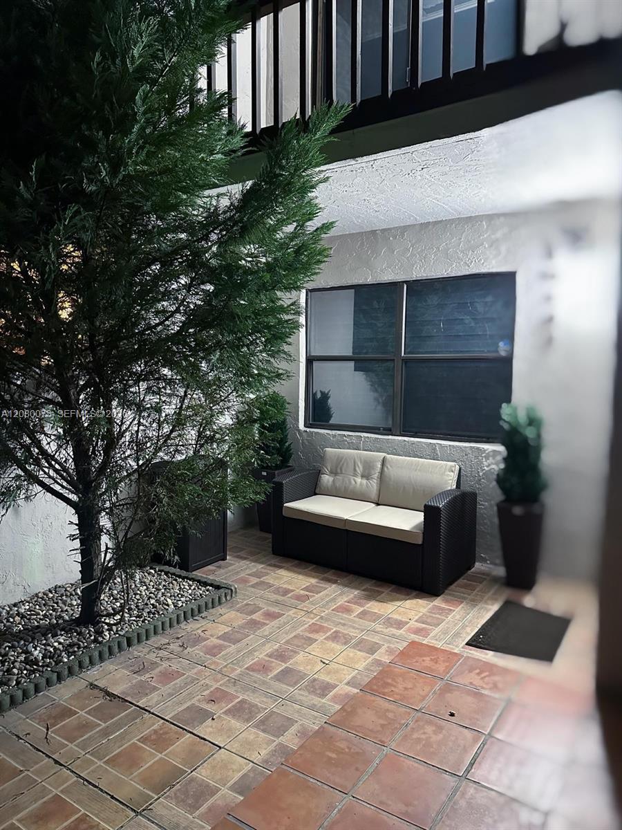 10182 NW 41st St # 9, Doral FL 33178 photo 2
