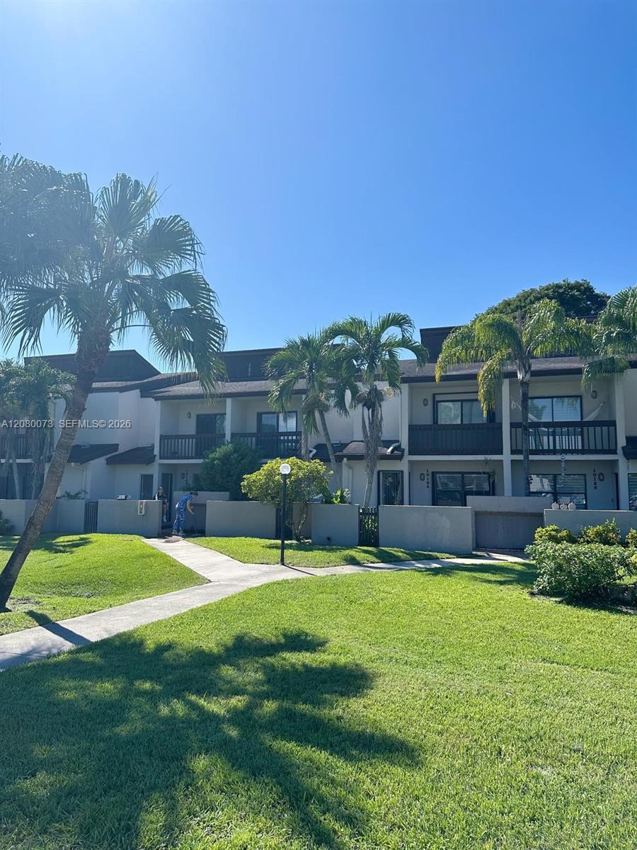 10182 NW 41st St # 9, Doral FL 33178