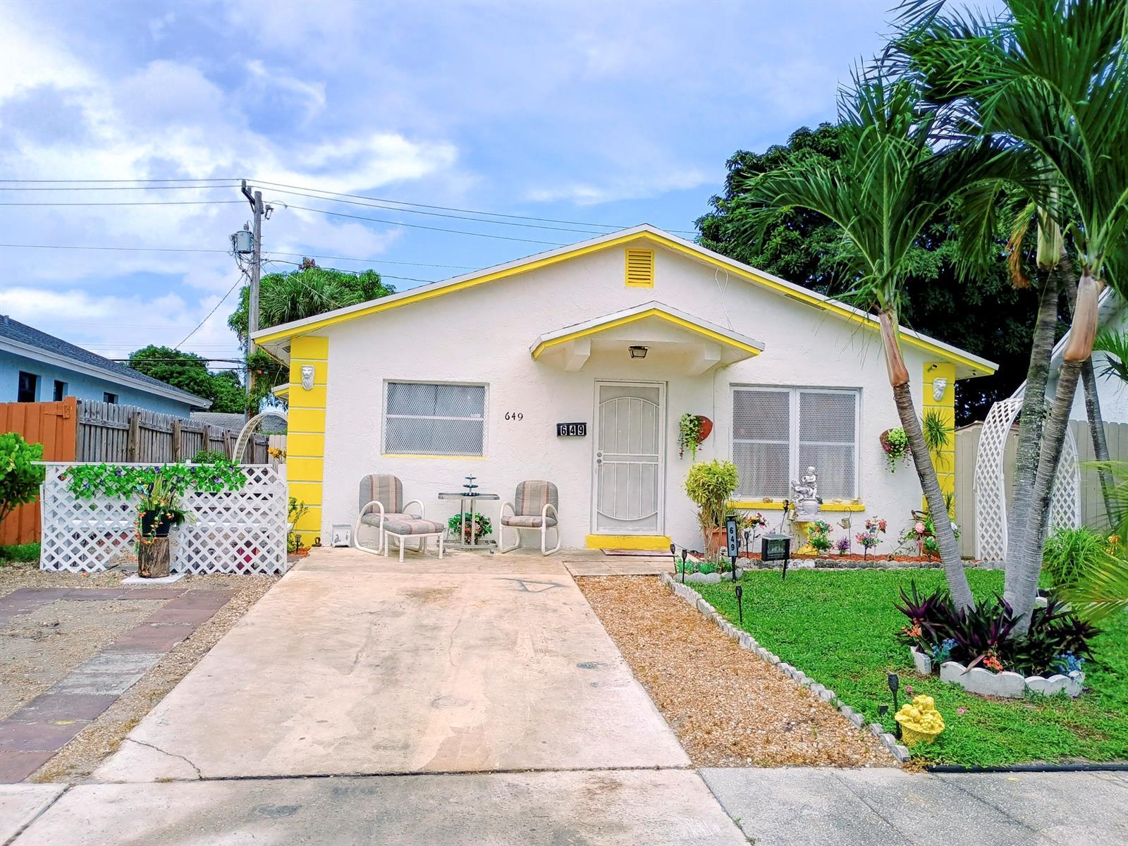 649 58TH Street, West Palm Beach FL 33407