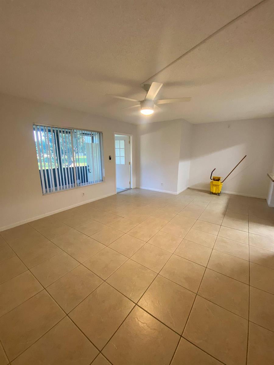 4709 Sable Pine Circle # B1, West Palm Beach FL 33417 photo 2