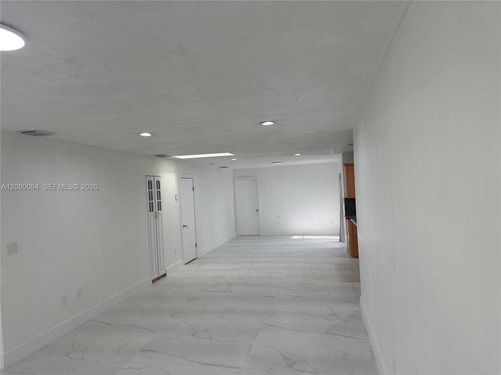 326 E 34th St, Hialeah FL 33013 photo 4