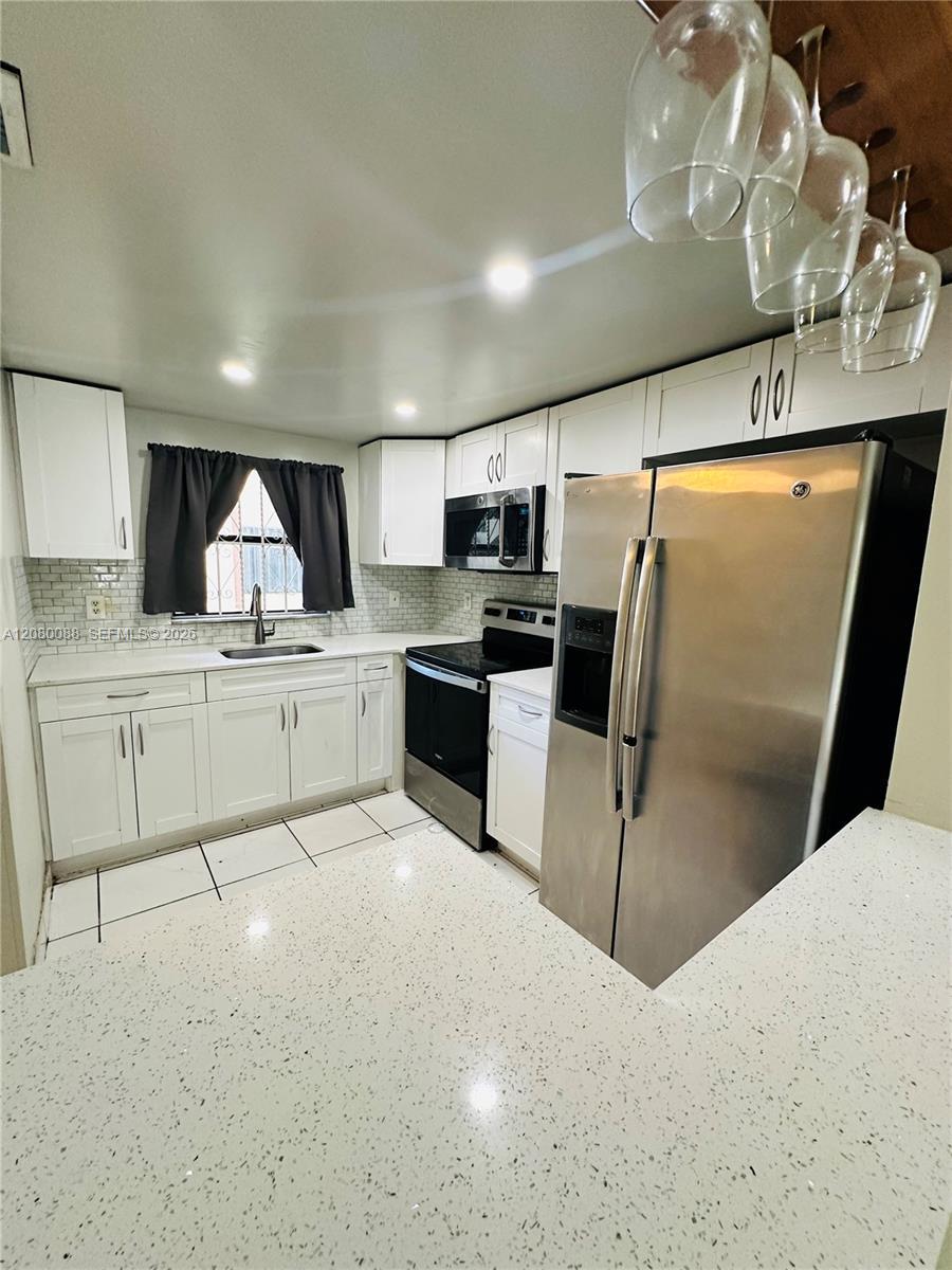 6565 W 26th Dr # 104, Hialeah FL 33016 photo 2