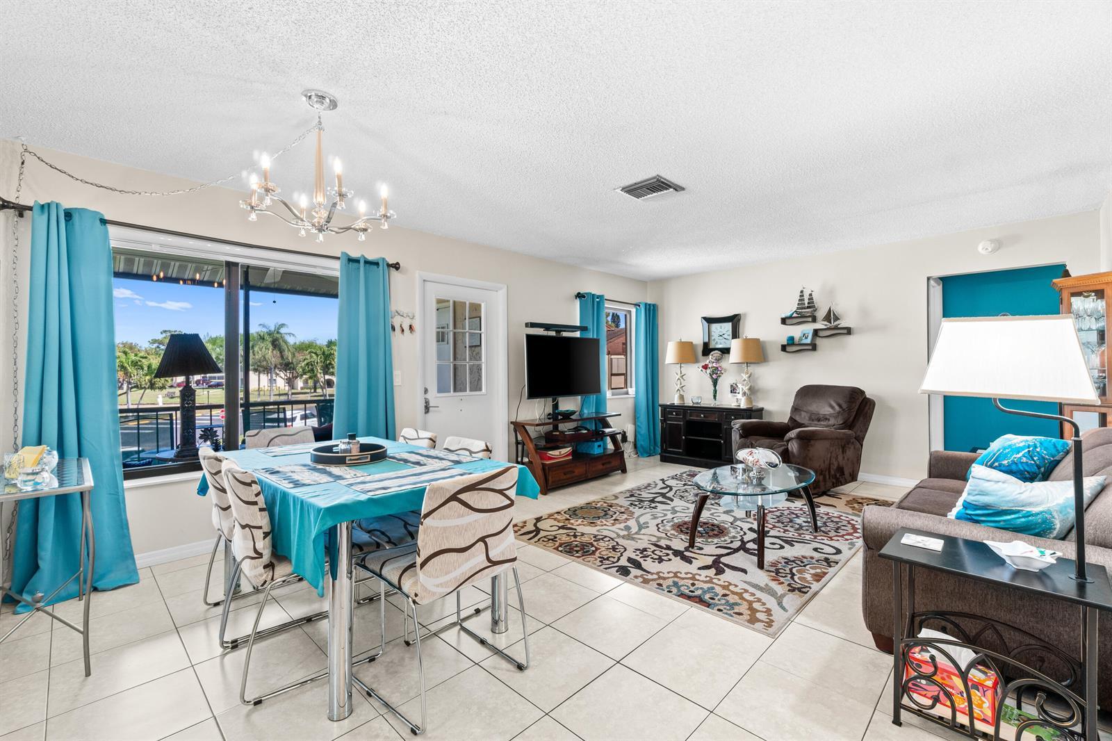 3589 La Aires Court # 2, FL 33463 photo 4