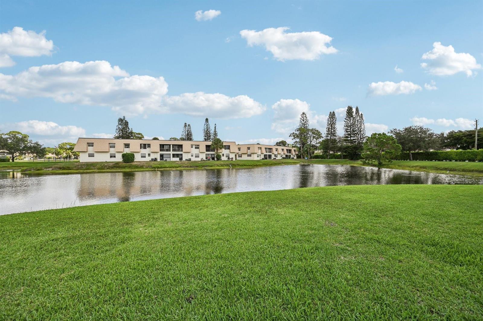 4682 OAK TERRACE Drive # 4682, FL 33463 photo 4