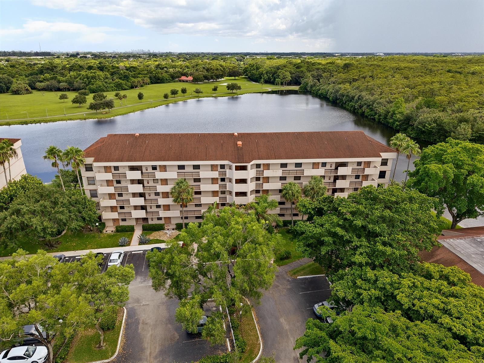 2768 Carambola Circle S # 506, Coconut Creek FL 33066 photo 3