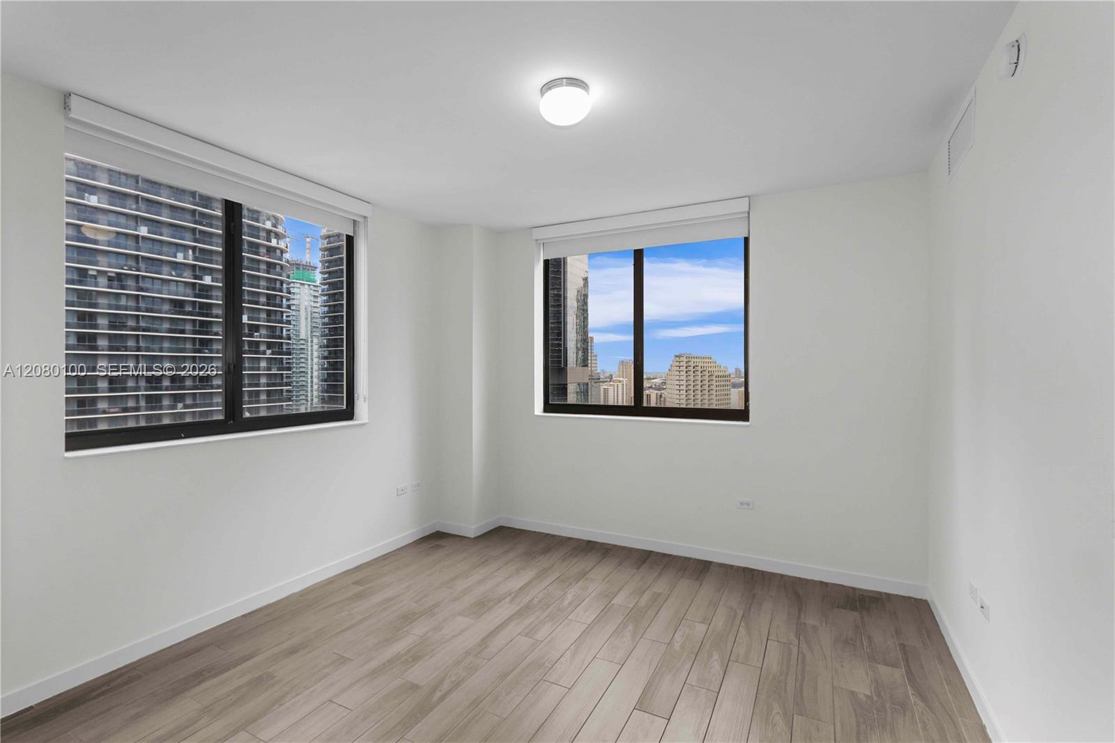 999 SW 1st Ave # 3202, Miami FL 33130 photo 2