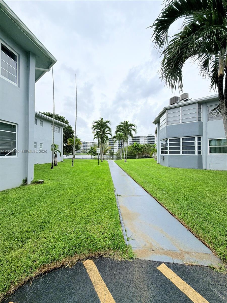 Miami, FL 33179 photo 3
