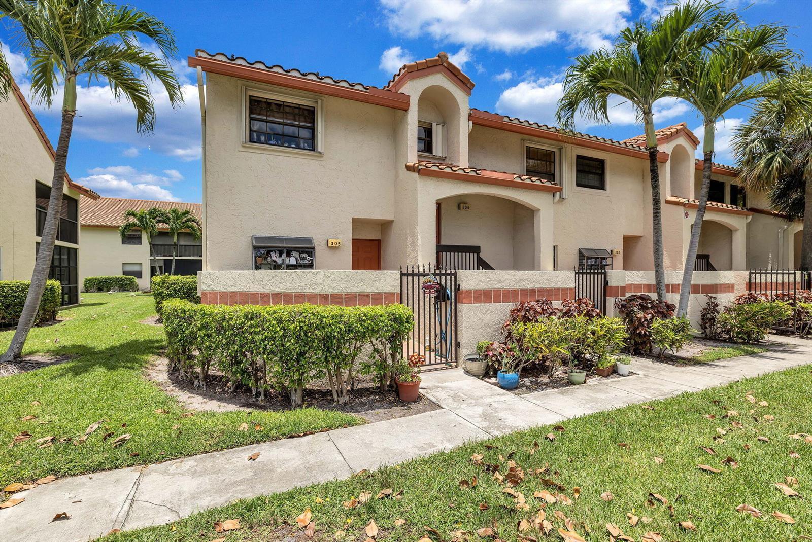305 CONGRESSIONAL Way, Deerfield Beach FL 33442