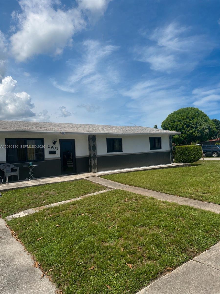 2901 NW 209th Ter, Miami Gardens FL 33056 photo 2