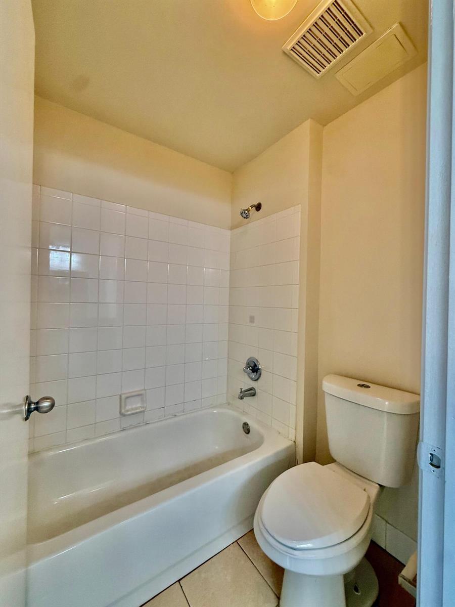6960 SW 39th Street # E207, Davie FL 33314 photo 3