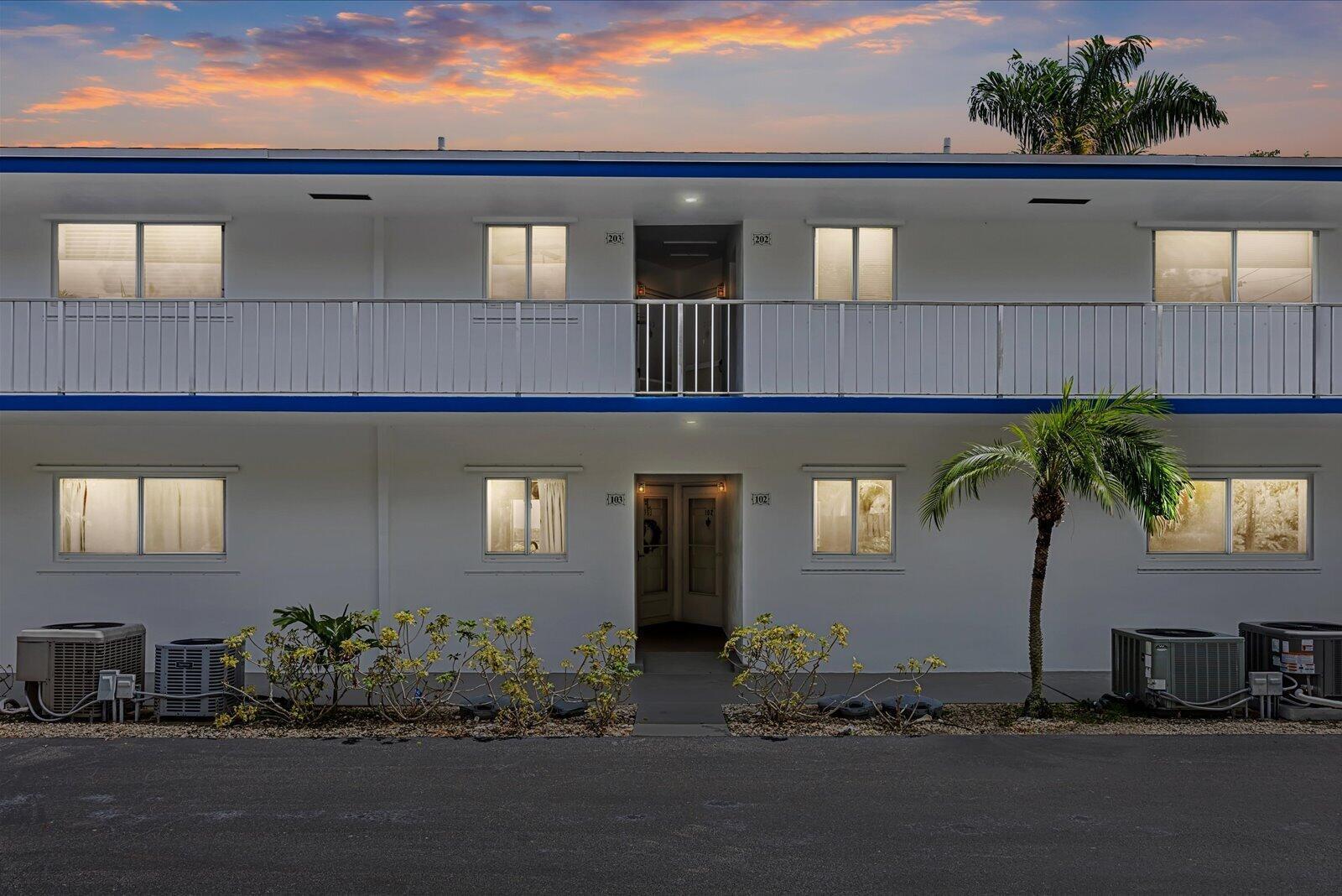 2 GARDEN Street # 203M, Tequesta FL 33469 photo 2