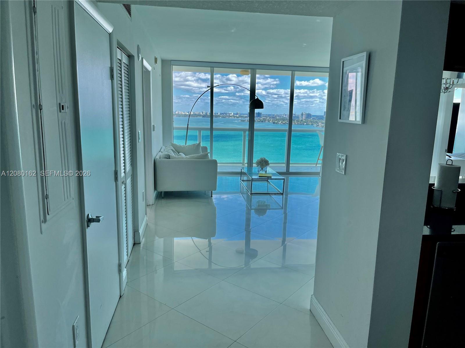 1800 N Bayshore Dr # 2507, Miami FL 33132 photo 3