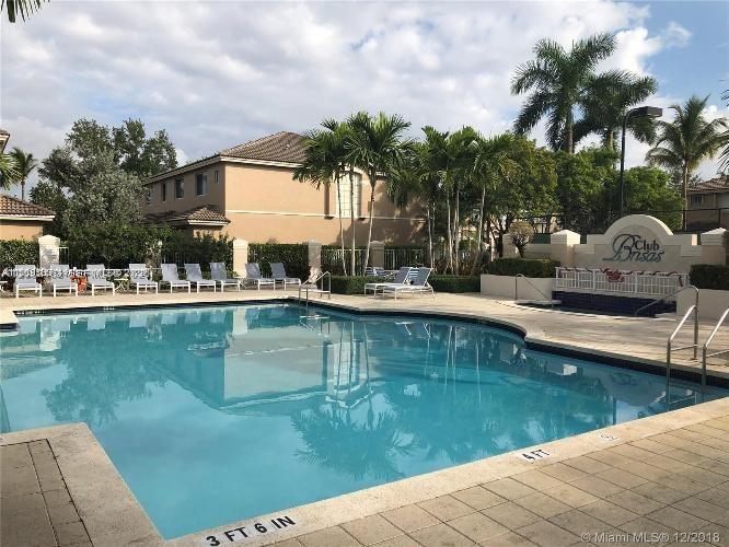 5737 NW 114th Path # 111, Doral FL 33178 photo 2