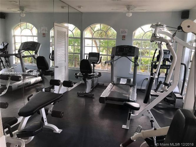 5737 NW 114th Path # 111, Doral FL 33178 photo 4