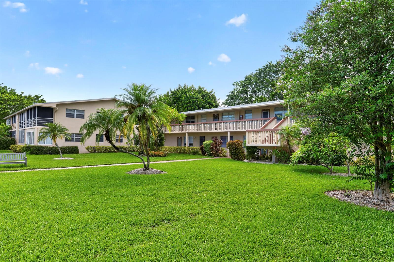 64 Upminster C # 64, Deerfield Beach FL 33442 photo 2