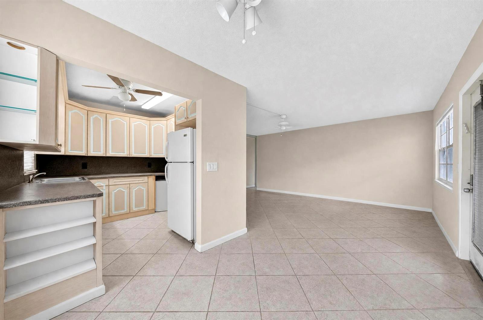 169 Westbury J # 169, Deerfield Beach FL 33442 photo 5