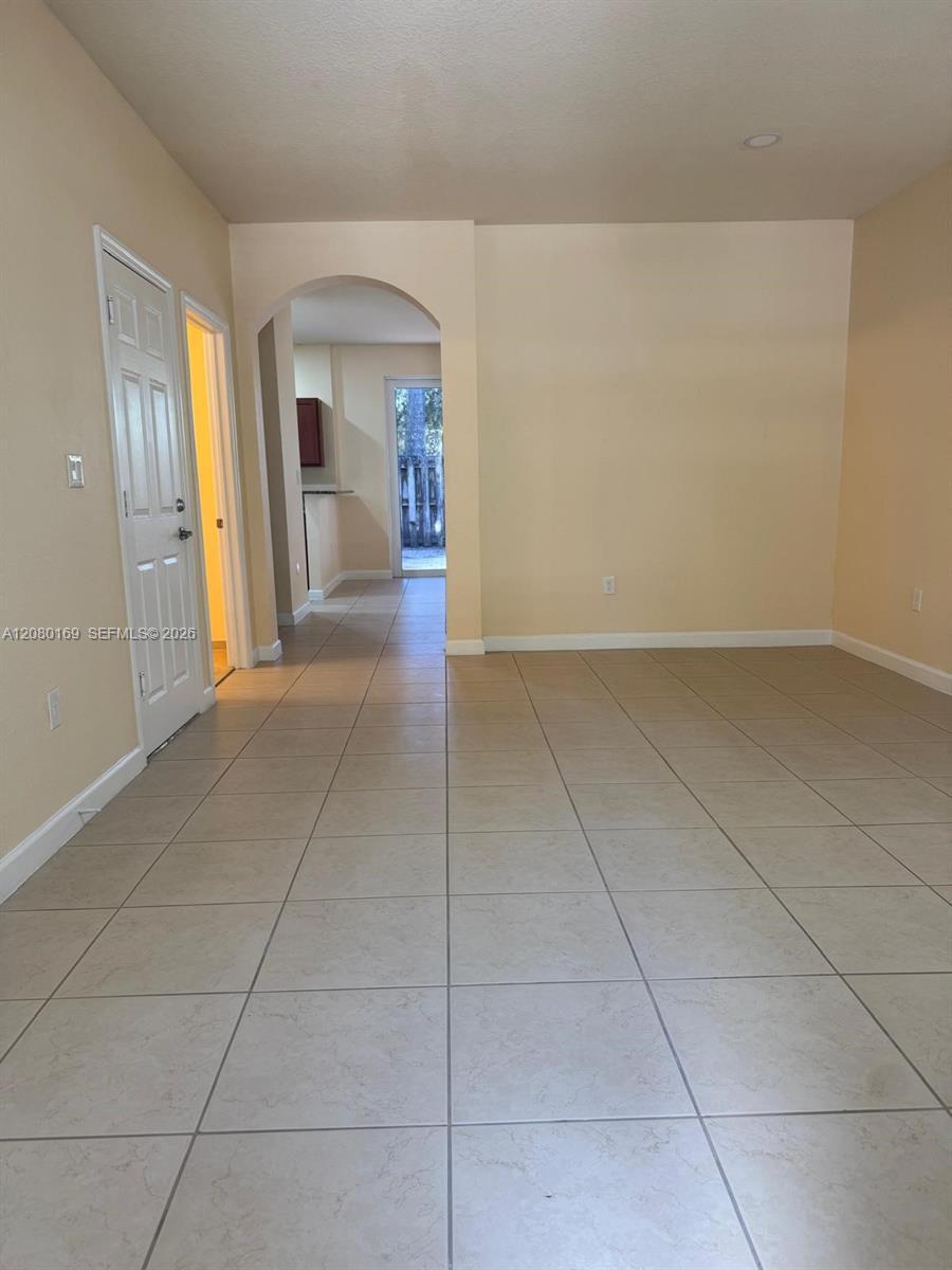 14720 SW 25th Ln # 14720, Miami FL 33185 photo 2