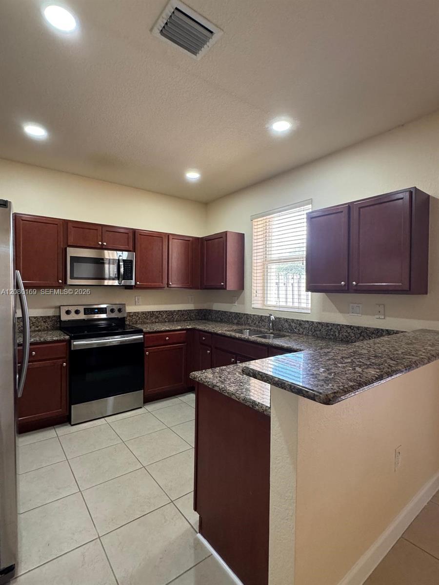 14720 SW 25th Ln # 14720, Miami FL 33185 photo 4