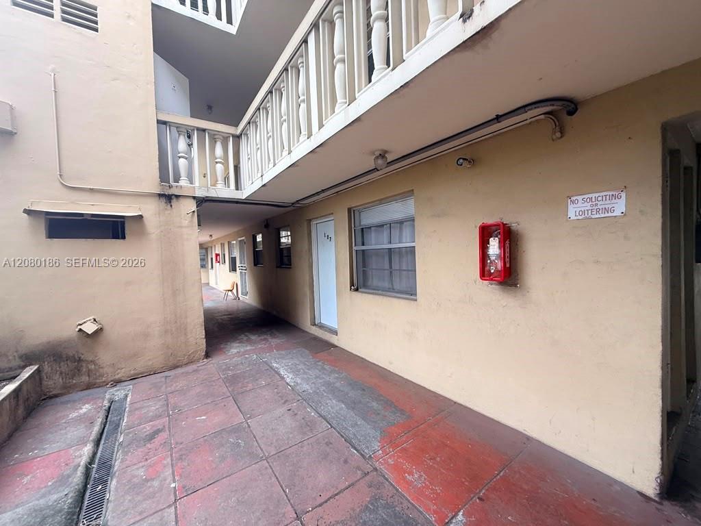 5391 W 22nd Ct # 205, Hialeah FL 33016