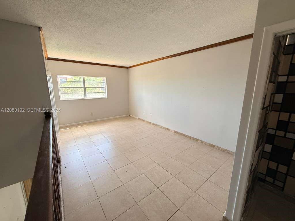 1300 W 53rd St # 32, Hialeah FL 33012 photo 4