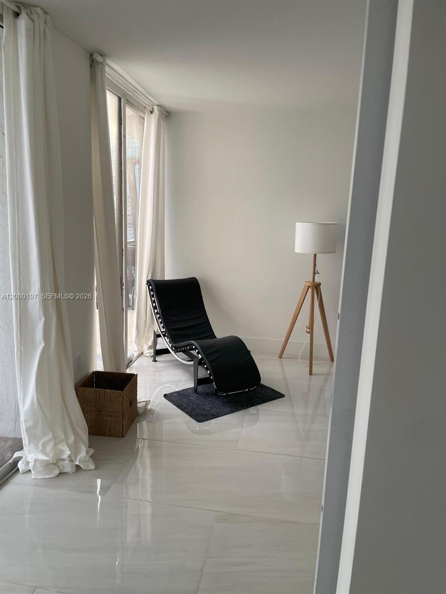 555 NE 15th St # 27K, Miami FL 33132 photo 4