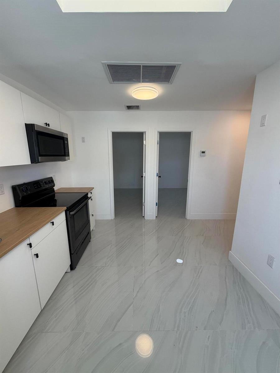 8211 BISCAYNE Boulevard # 1, Miami FL 33138 photo 3