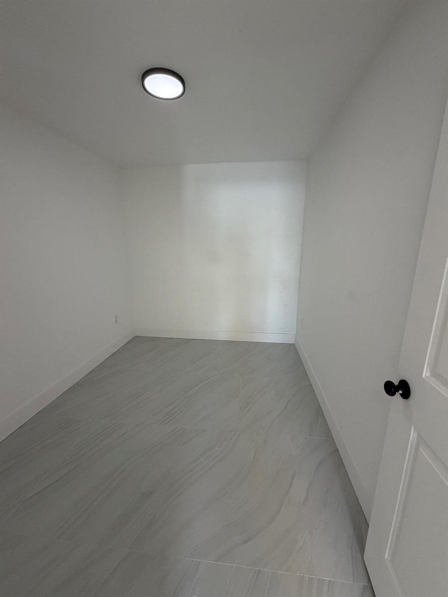8211 BISCAYNE Boulevard # 1, Miami FL 33138 photo 5