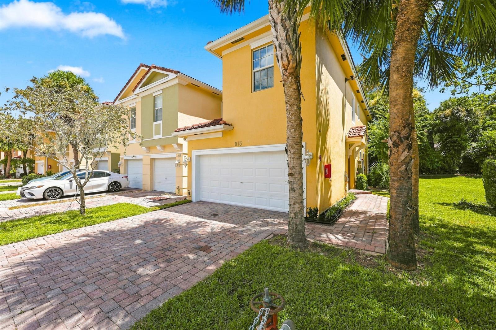 813 Pipers Cay Drive, West Palm Beach FL 33415 photo 3