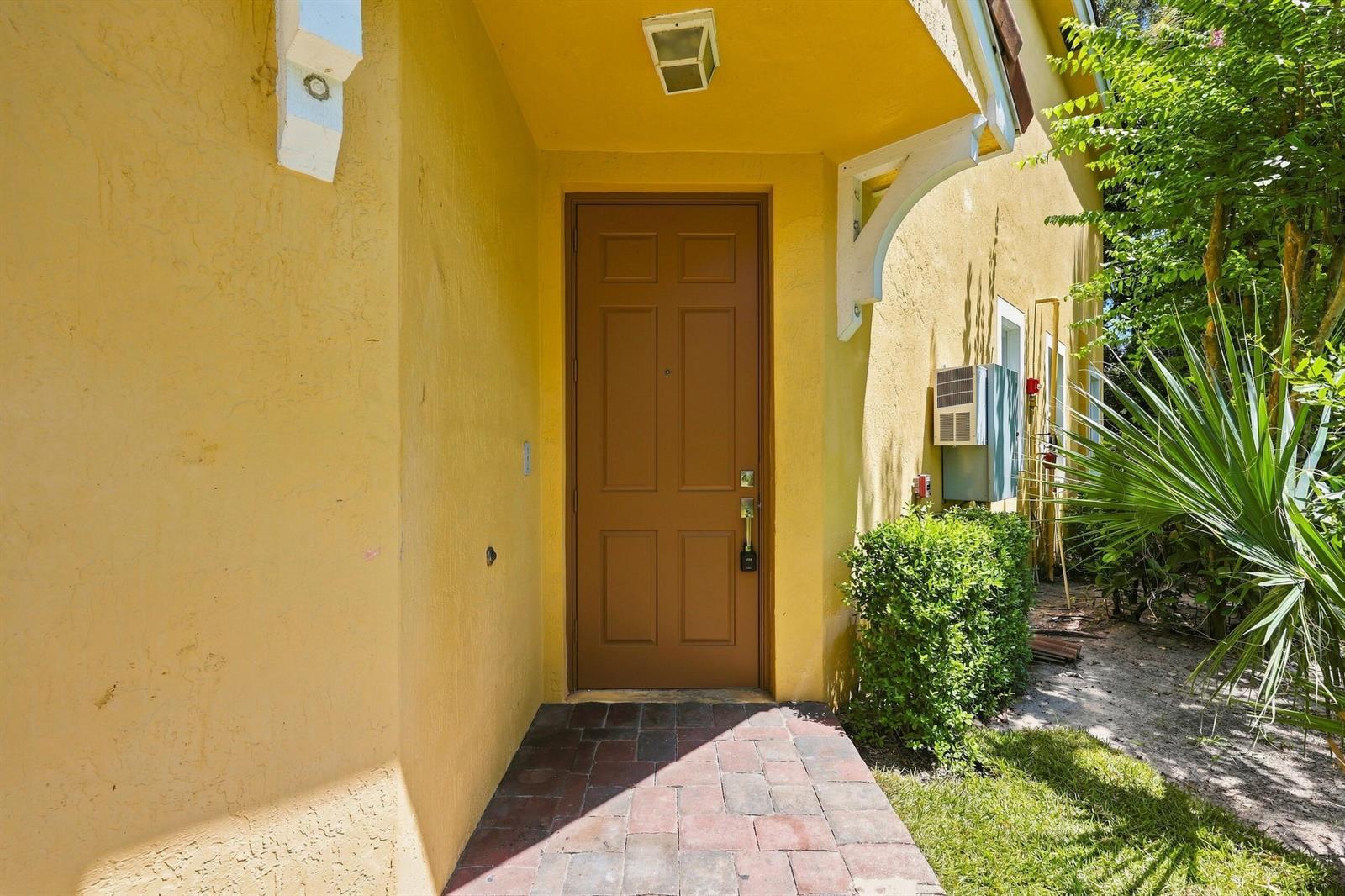 813 Pipers Cay Drive, West Palm Beach FL 33415 photo 4