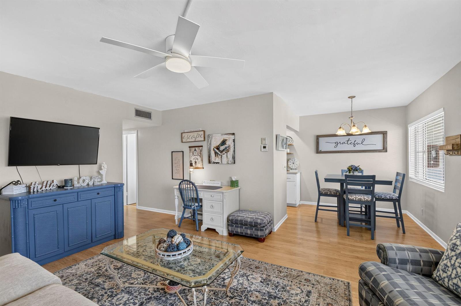 2880 LAKE OSBORNE Drive # 203, FL 33461 photo 4