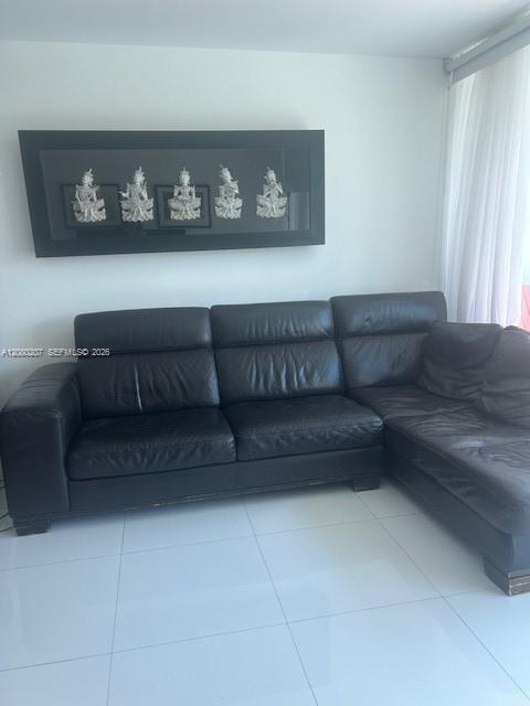2950 NE 188th St # 247, Aventura FL 33180 photo 2