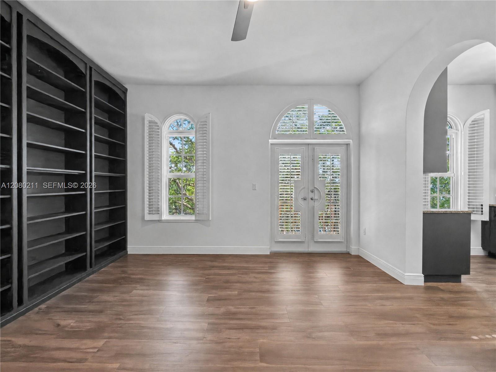 111 Edgewater Dr # 3B, Coral Gables FL 33133 photo 2
