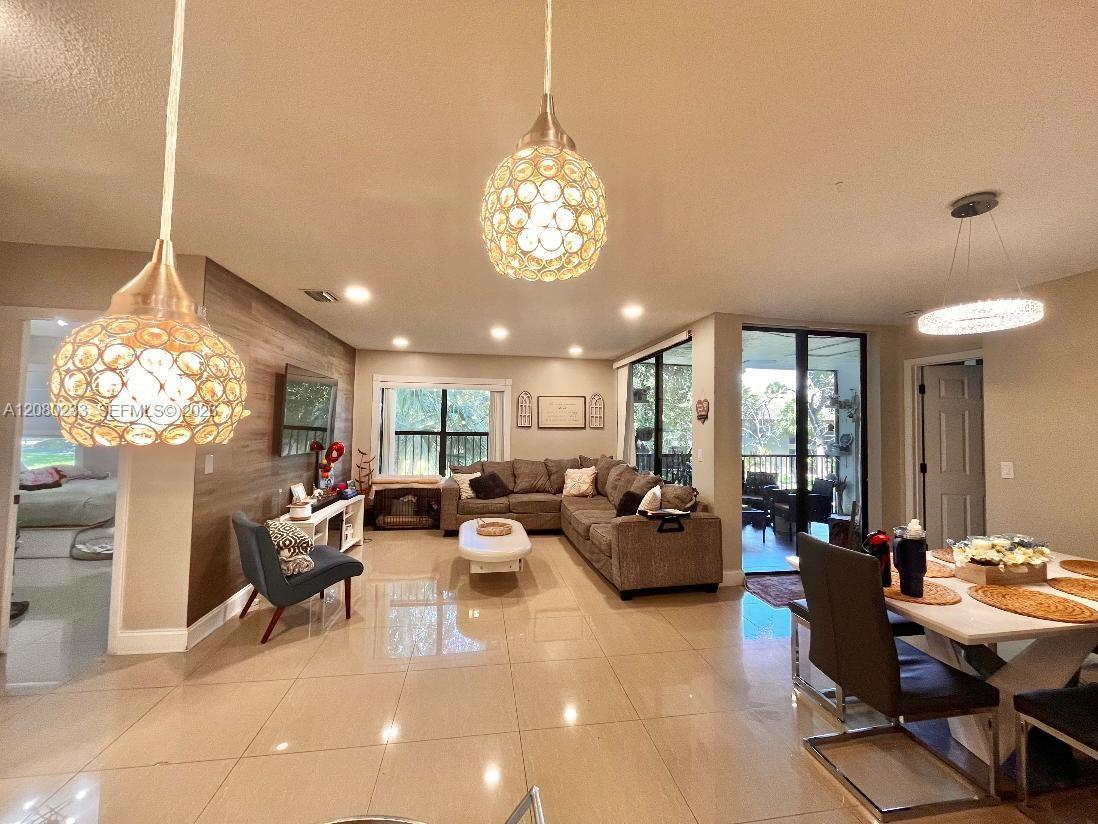 4511 S Carambola Cir S # 27300, Coconut Creek FL 33066 photo 2