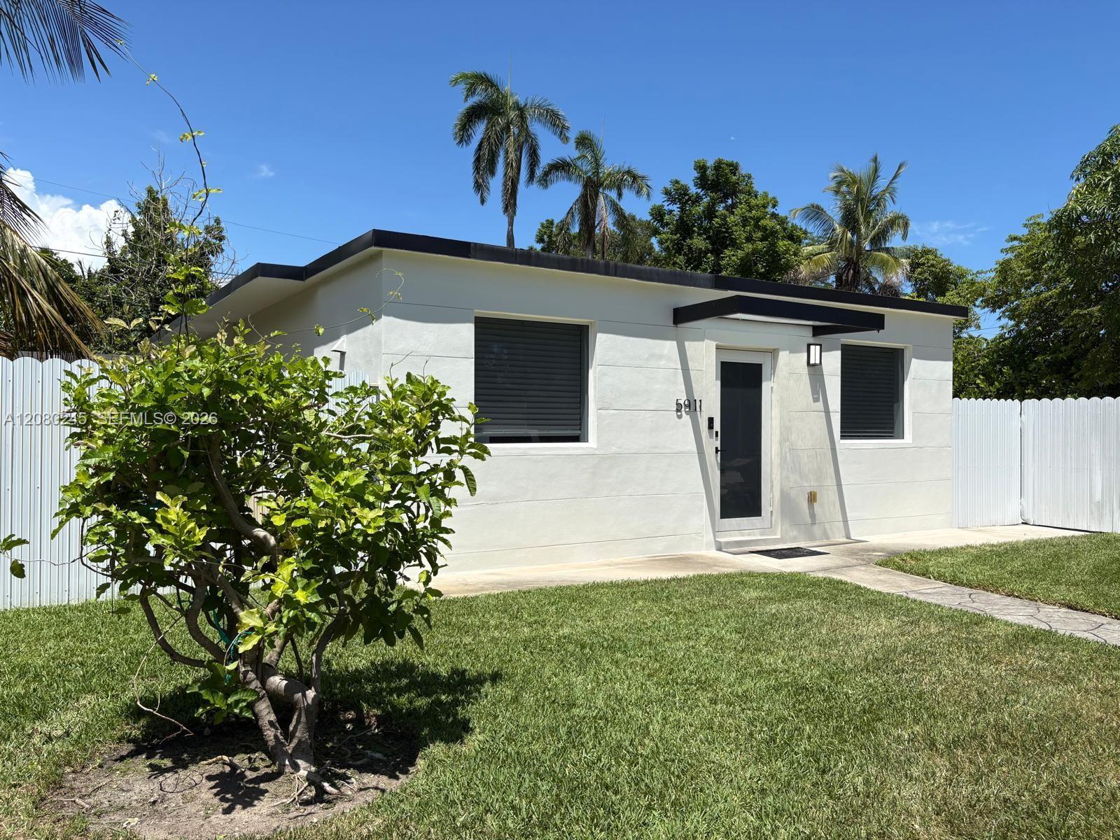 5911 SW 62nd Ter, South Miami FL 33143 photo 2