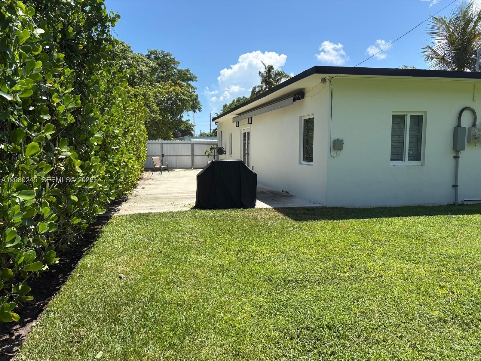5911 SW 62nd Ter, South Miami FL 33143 photo 3