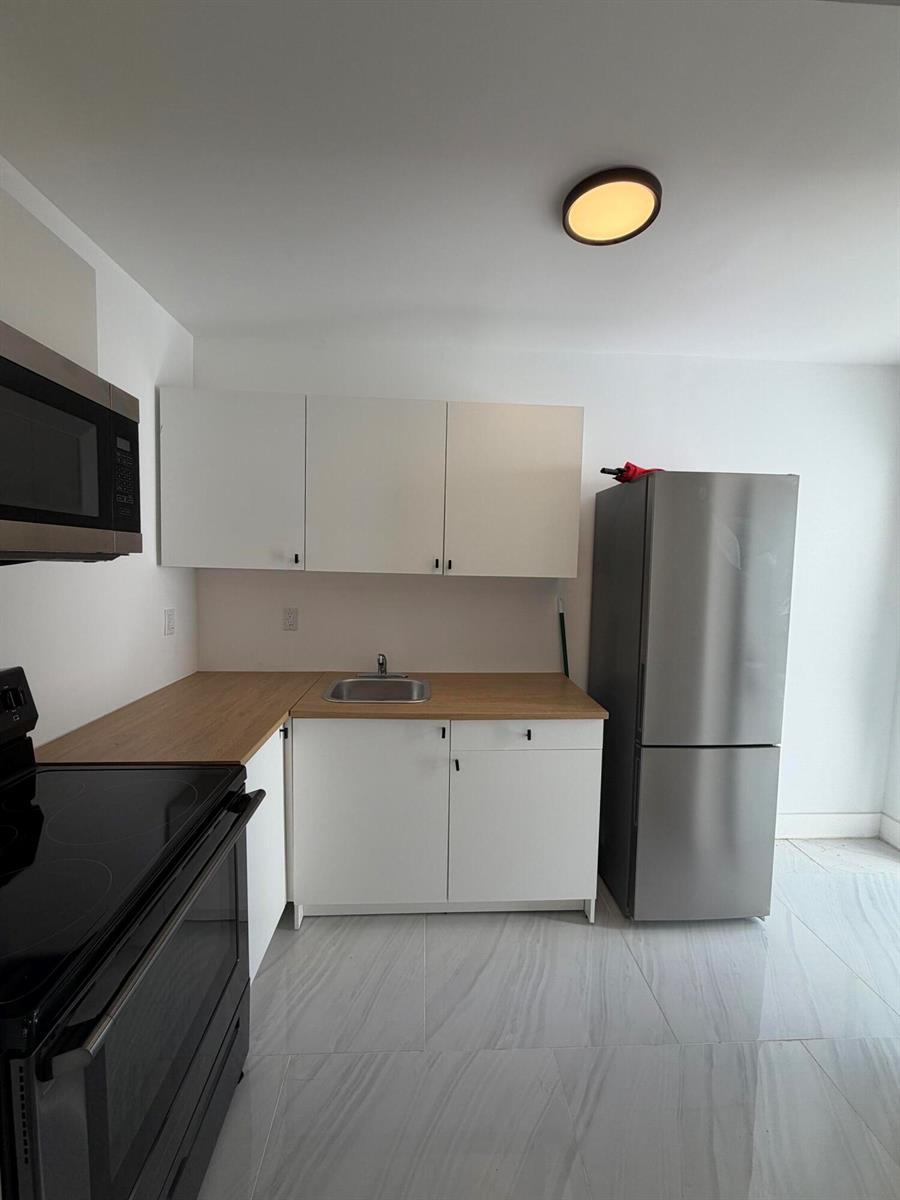 8211 BISCAYNE Boulevard # 3, Miami FL 33138 photo 3