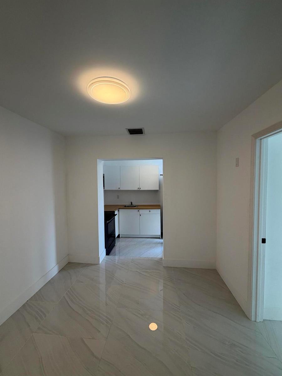 8211 BISCAYNE Boulevard # 3, Miami FL 33138 photo 5
