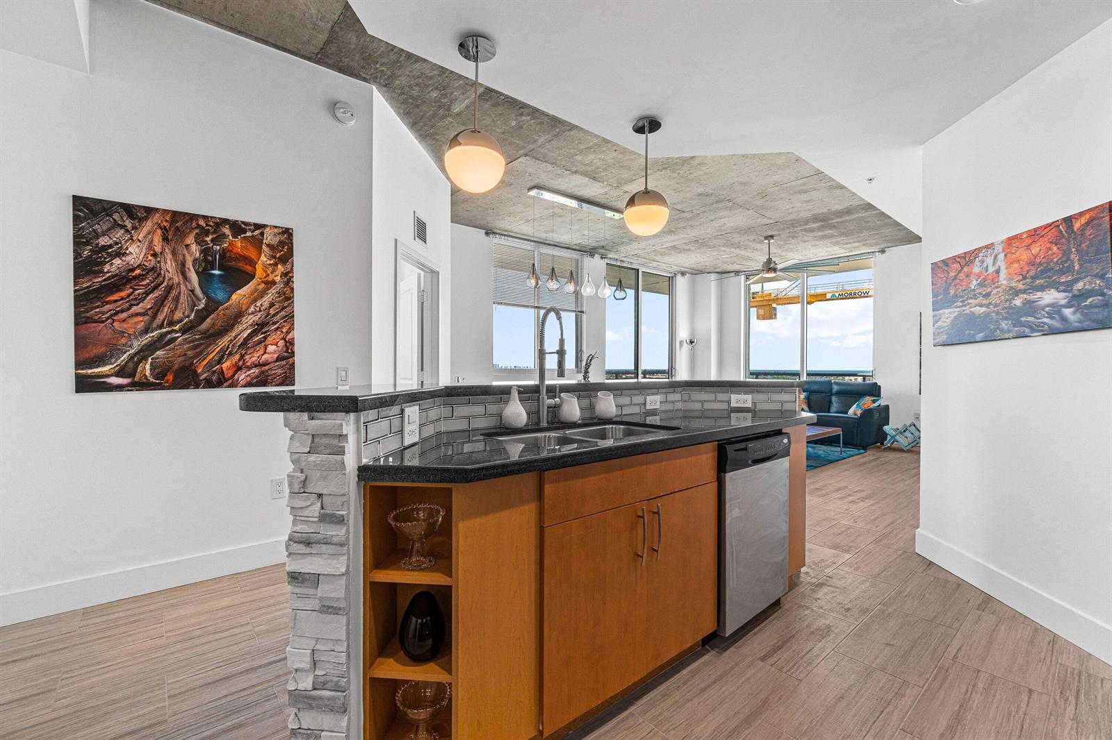 300 S AUSTRALIAN Avenue # 1520, West Palm Beach FL 33401 photo 4