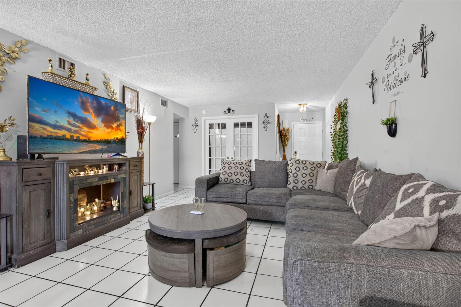 3037 Coral Ridge Drive Unit 3037, Coral Springs FL 33065 photo 3