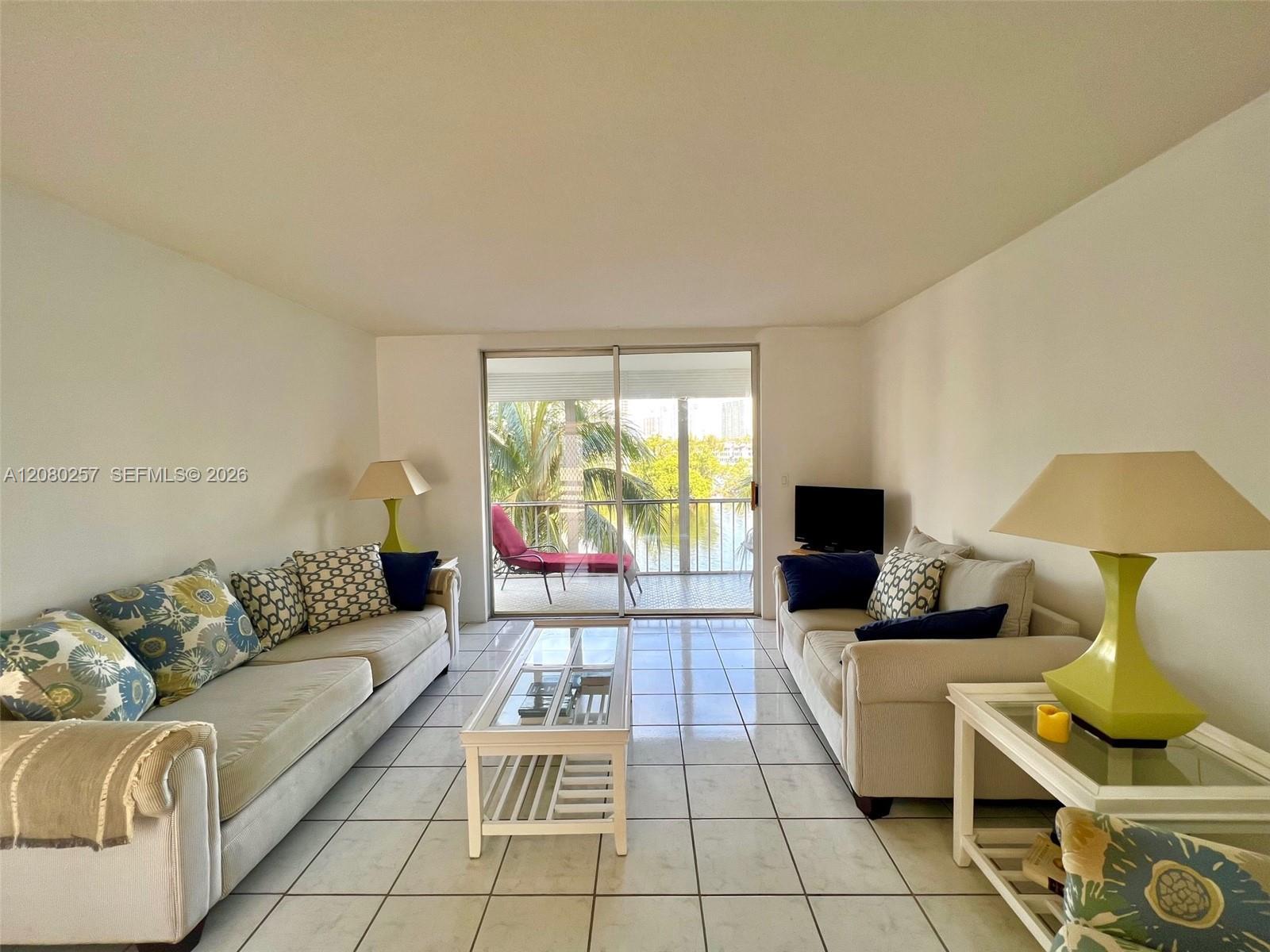 3030 Marcos Dr # T302, Aventura FL 33160 photo 3